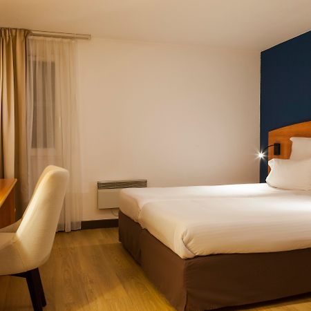 Comfort Hotel Evreux Ngoại thất bức ảnh
