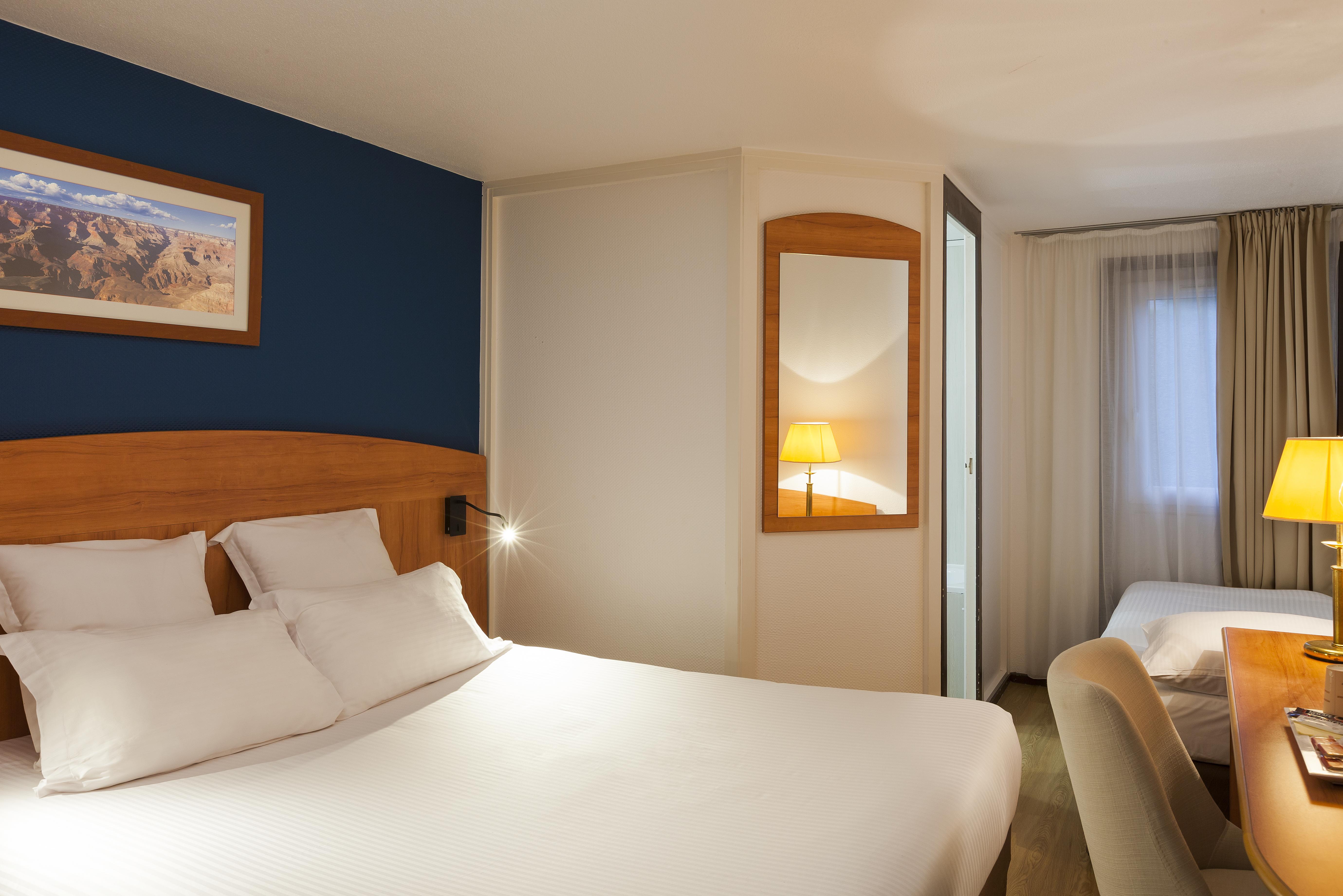 Comfort Hotel Evreux Ngoại thất bức ảnh