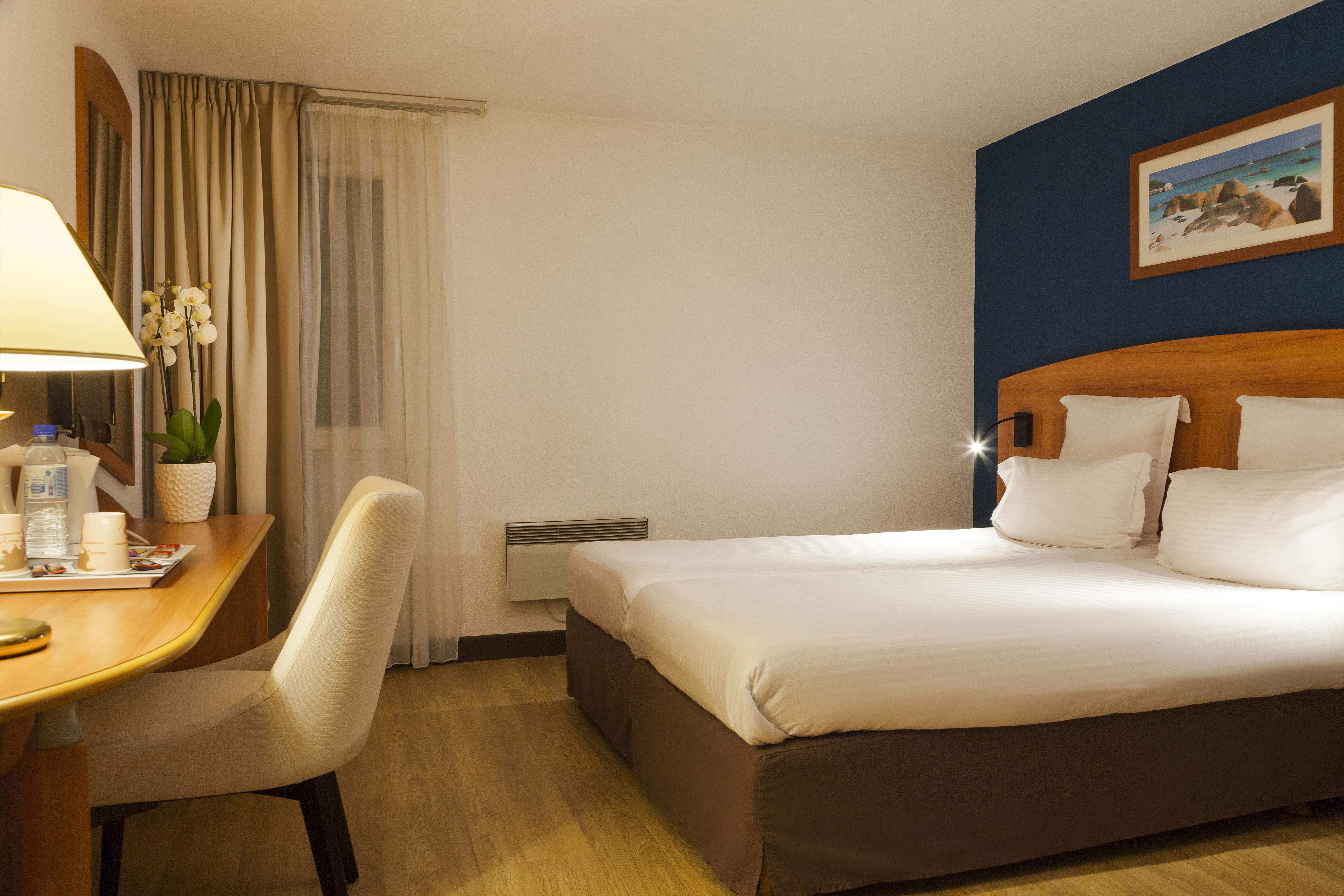 Comfort Hotel Evreux Ngoại thất bức ảnh