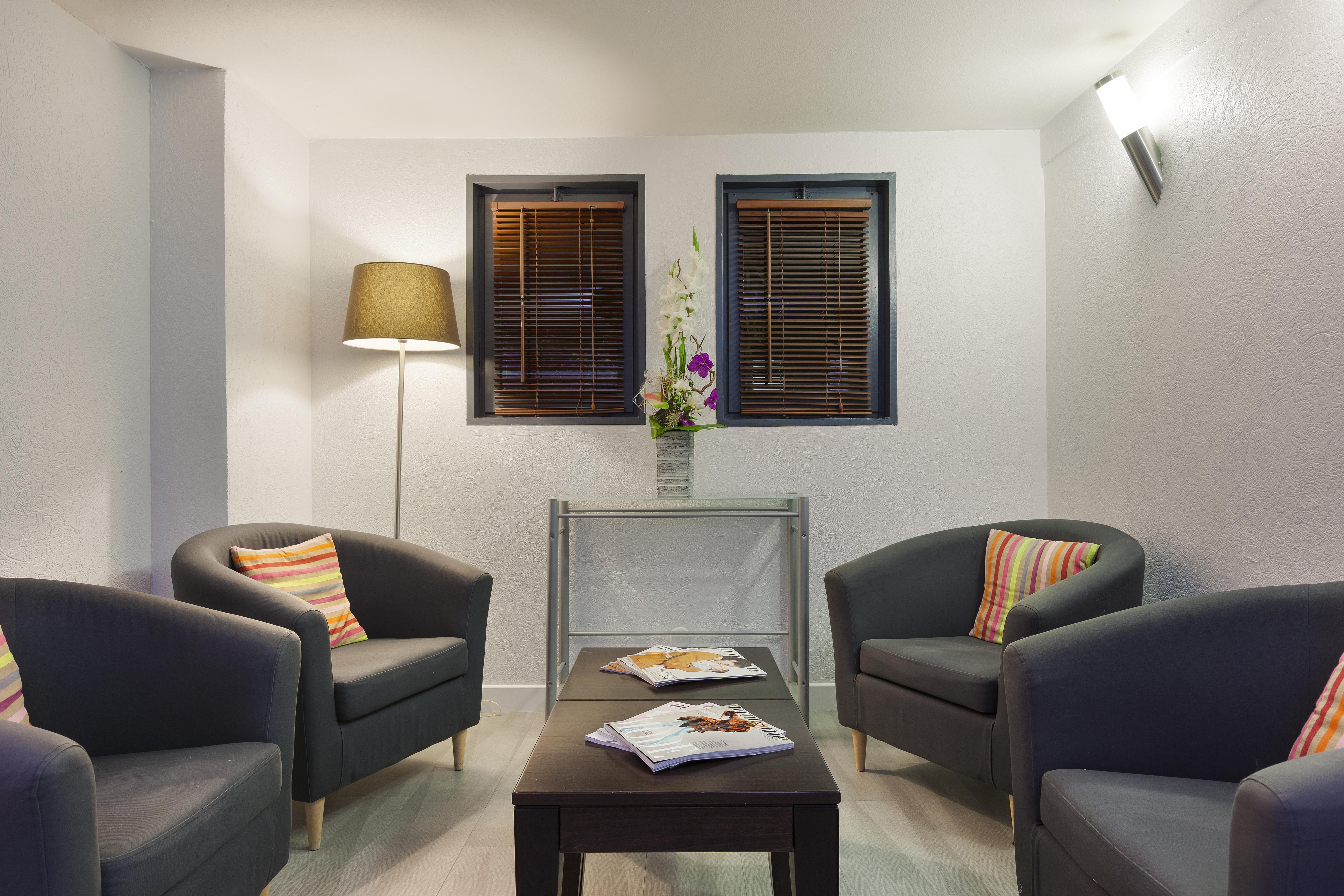 Comfort Hotel Evreux Ngoại thất bức ảnh