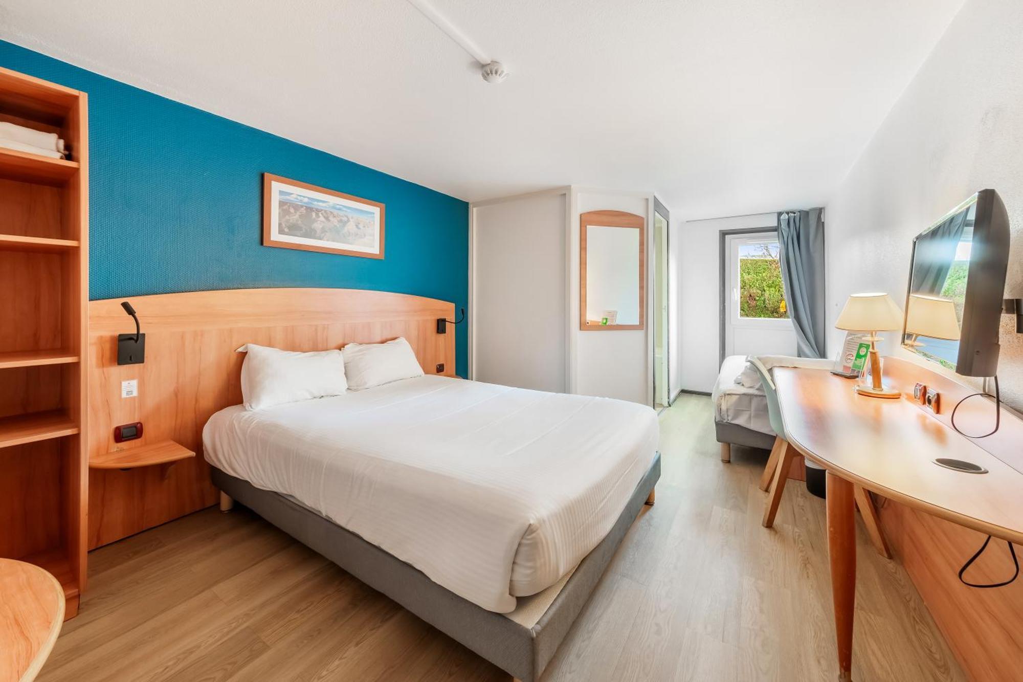 Comfort Hotel Evreux Ngoại thất bức ảnh